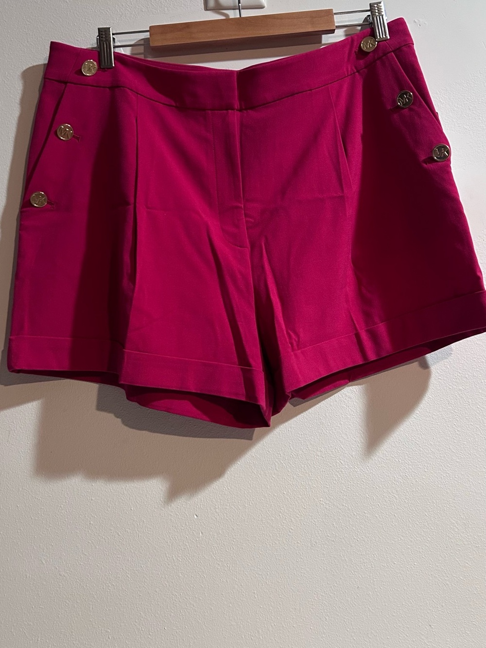 $155 NWT Michael Kors Carmine Pink Tailored Shorts Size 16